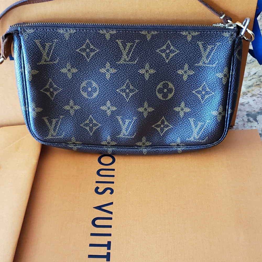 Small hand bag